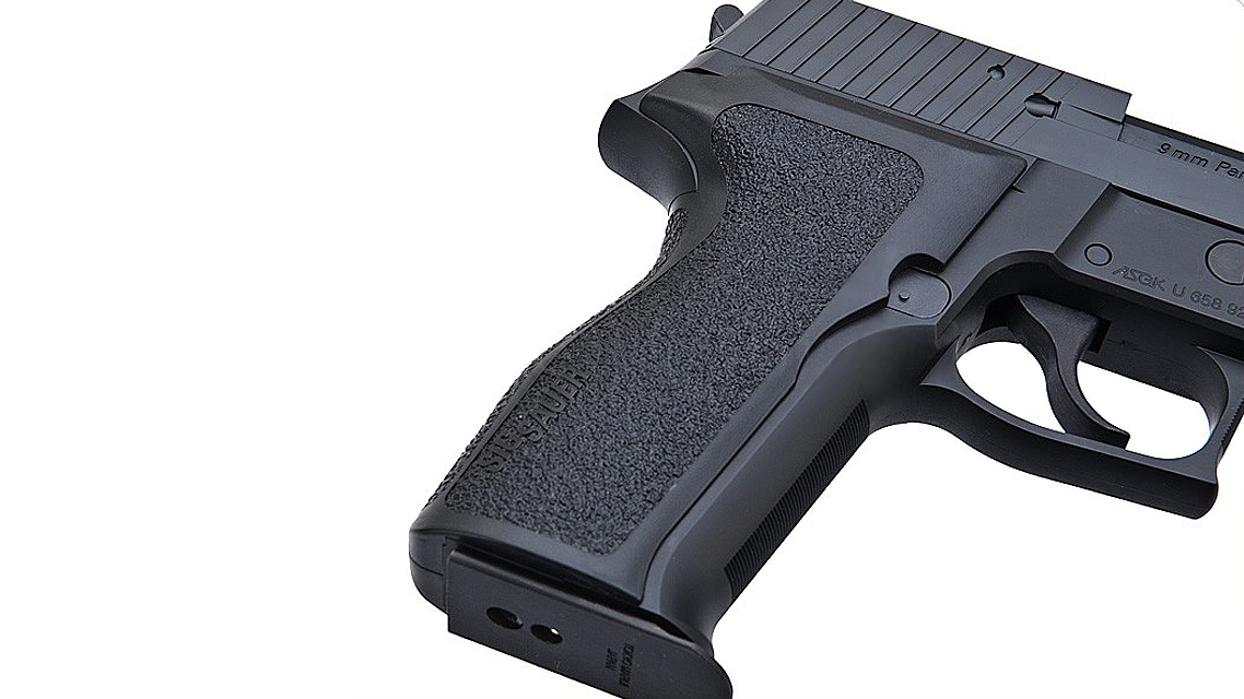SIG SAUER P226 E2 - Image 15